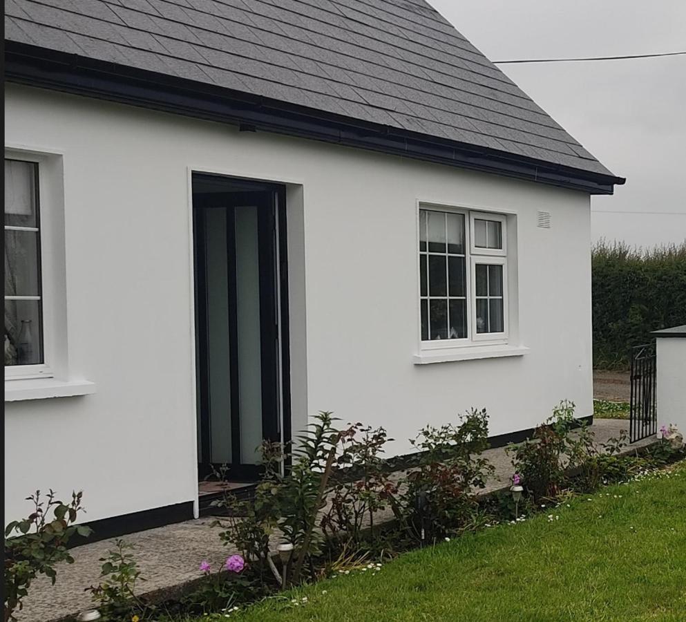 Cozy Cottage Retreat In Listowel Pet Friend Extérieur photo